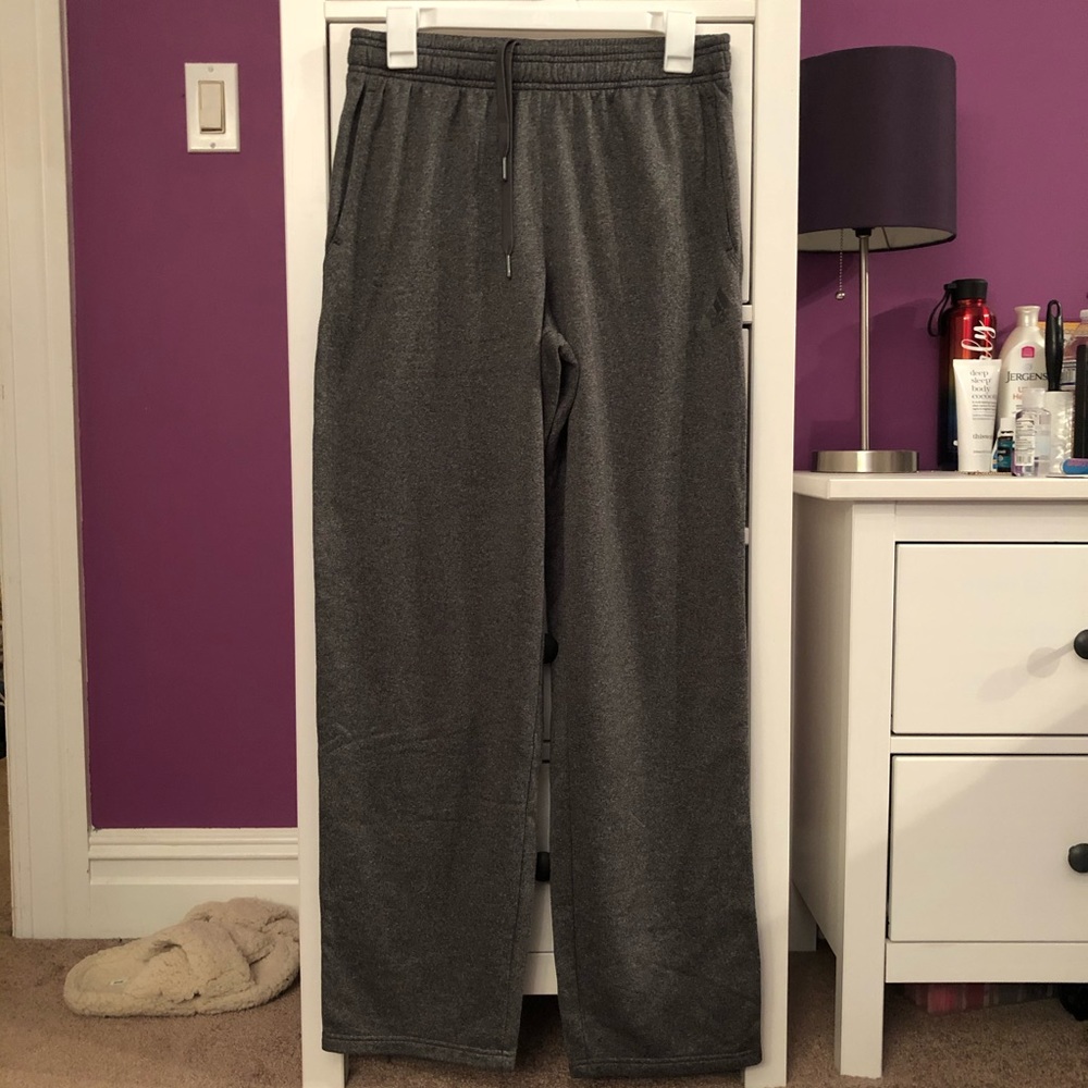 Men’s Adidas Sweatpants - M
